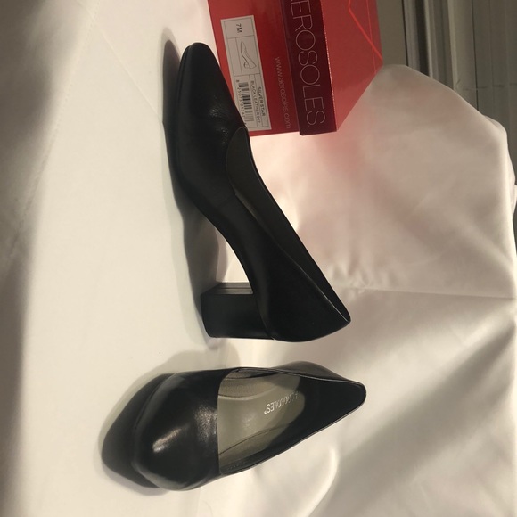 AEROSOLES Shoes - Aerosoles Black Leather Heeled Shoes
